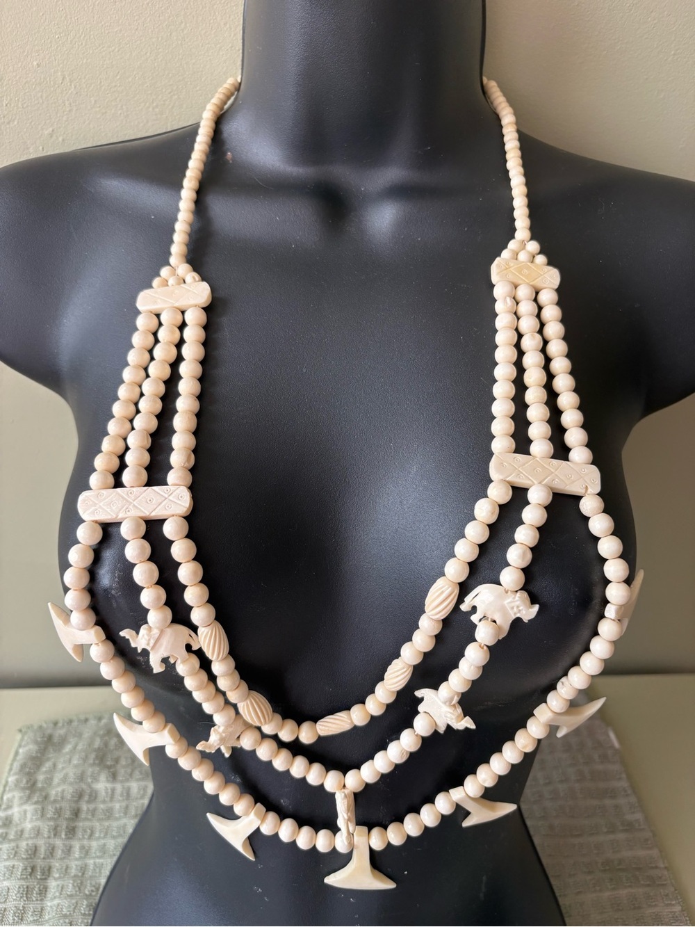 Carved bone Cream Multi-Strand Bead Necklace elephant  Charms chunky